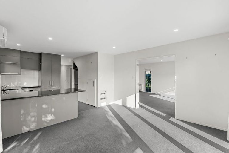 Photo of property in 6a Braco Place, Burnside, Christchurch, 8041