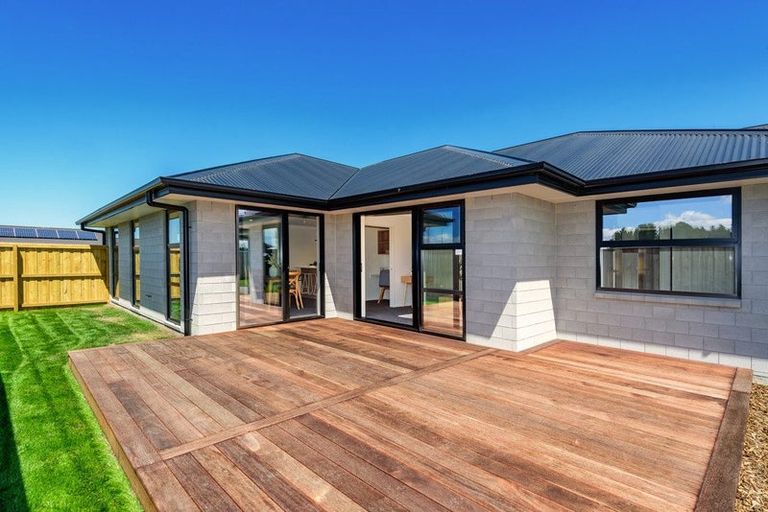 Photo of property in 6 Monarch Drive, Rolleston, 7614