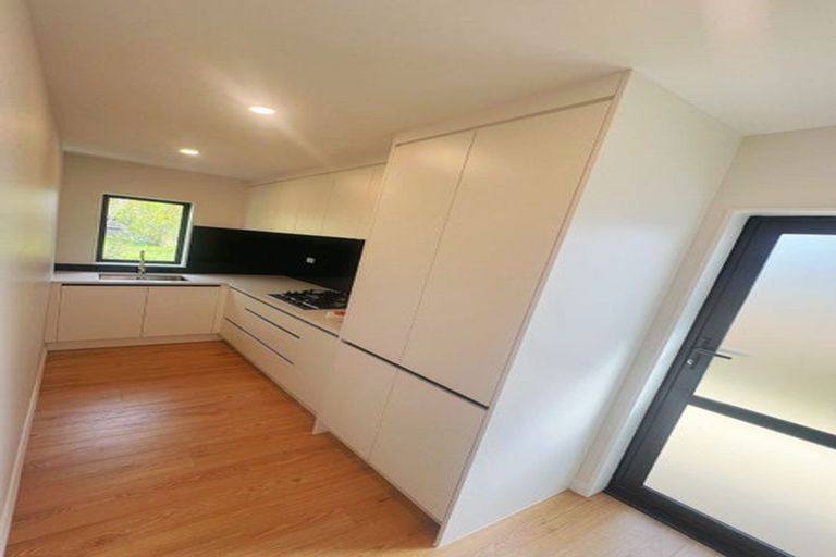 Photo of property in 230a Birkdale Road, Birkdale, Auckland, 0626