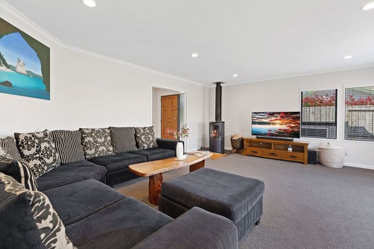 Photo of property in 16a Haven Grove, Papamoa Beach, Papamoa, 3118