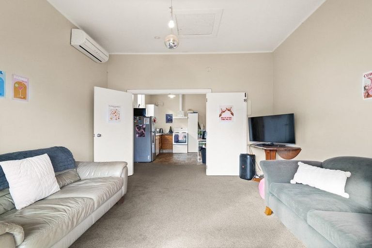 Photo of property in 29 Hyde Street, North Dunedin, Dunedin, 9016