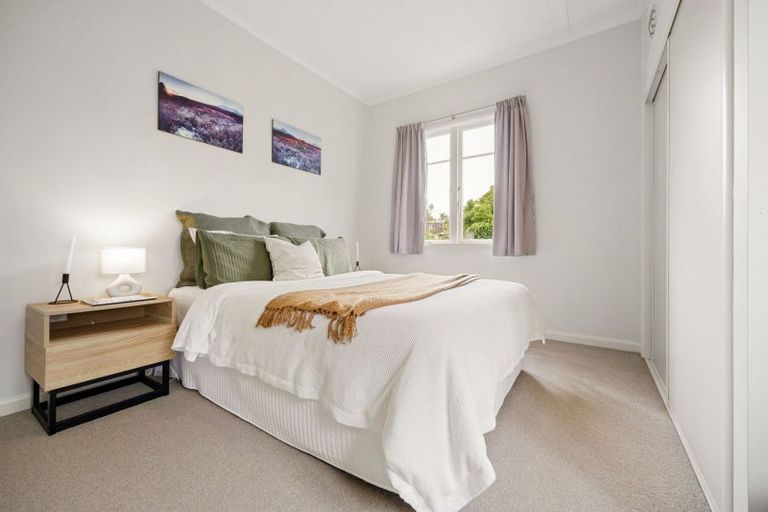 Photo of property in 24 Sutton Crescent, Hillcrest, Hamilton, 3216