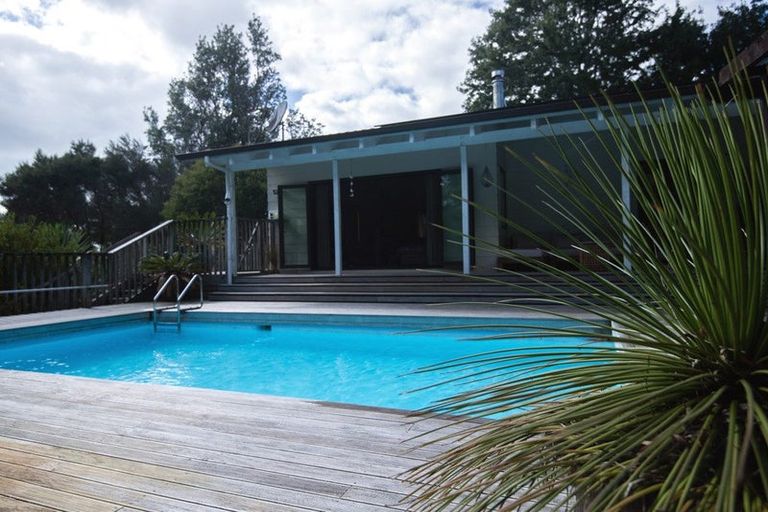 Photo of property in 136 Landing Road, Kerikeri, 0230
