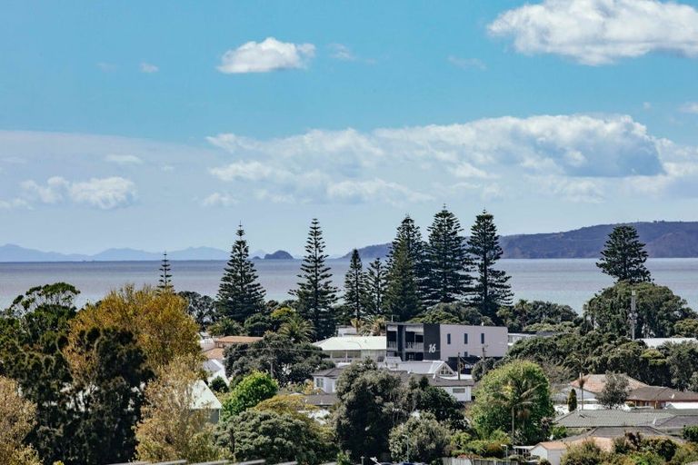 Photo of property in 49 The Ritz, Orewa, 0931