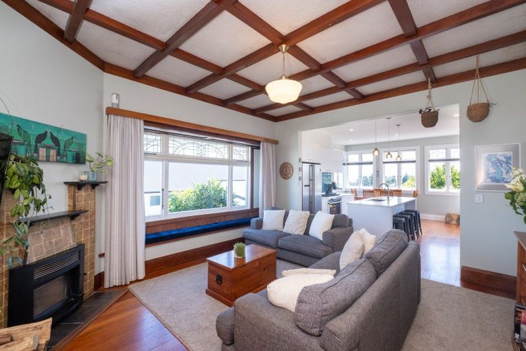 Photo of property in 42 Simla Terrace, Hospital Hill, Napier, 4110