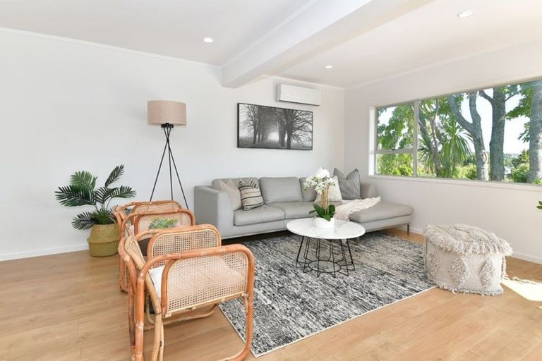Photo of property in 153 Kowhai Road, Mairangi Bay, Auckland, 0630