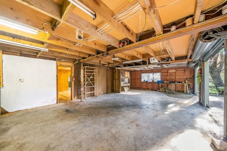 Photo of property in 122 Plateau Road, Te Marua, Upper Hutt, 5018
