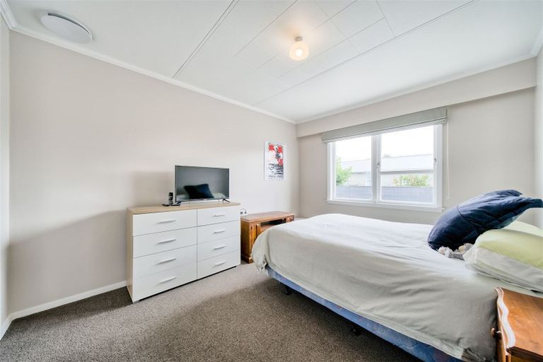 Photo of property in 1/8 Derwent Lee Grove, Epuni, Lower Hutt, 5011
