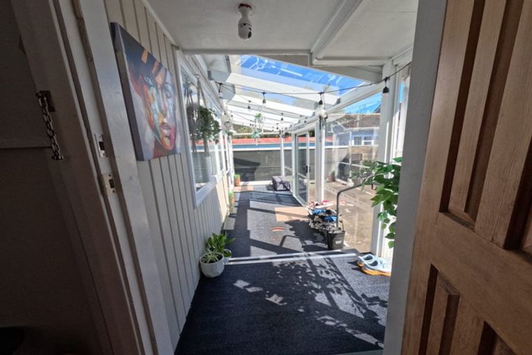 Photo of property in 51a Fraser Crescent, Elderslea, Upper Hutt, 5018