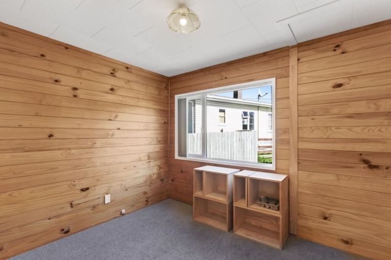 Photo of property in 33b Bould Street, Johnsonville, Wellington, 6037