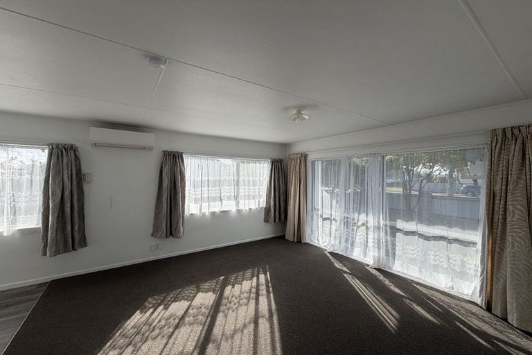 Photo of property in 233a Flaxmere Avenue, Flaxmere, Hastings, 4120
