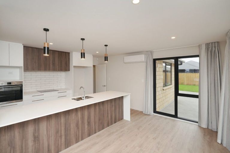 Photo of property in 3 Weaver Street, Woodend, 7691