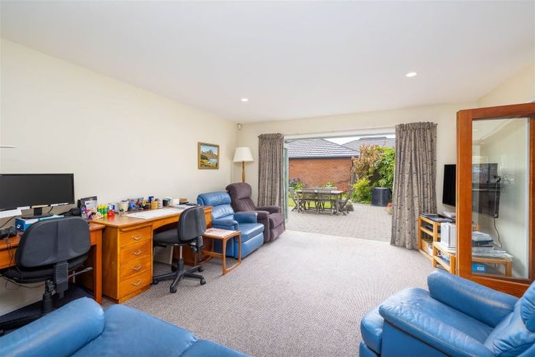 Photo of property in 44 Merrin Street, Avonhead, Christchurch, 8042