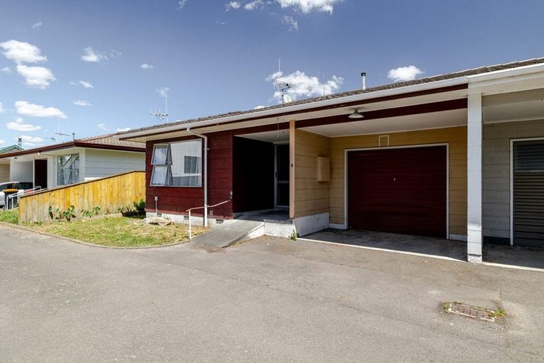 Photo of property in 668b Pioneer Highway, Highbury, Palmerston North, 4412