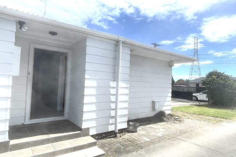 Photo of property in 22 Ferguson Street, Mangere East, Auckland, 2024