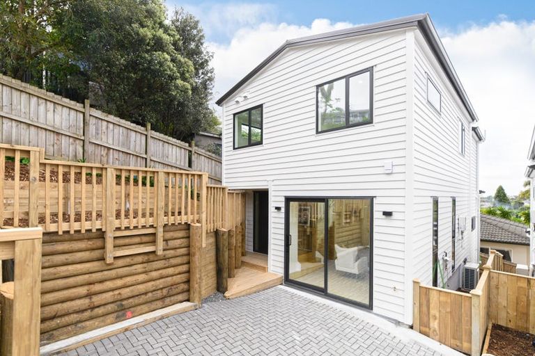 Photo of property in 11a/1 Falstone Lane, Browns Bay, Auckland, 0630