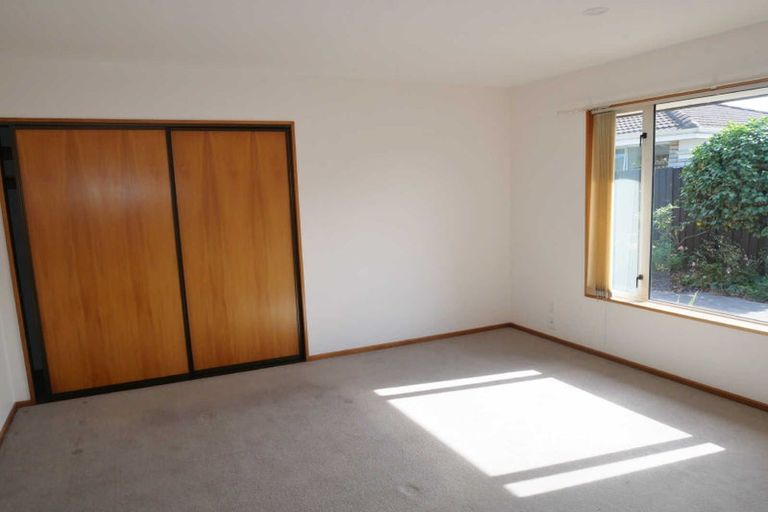 Photo of property in 3/61 Waimairi Road, Upper Riccarton, Christchurch, 8041