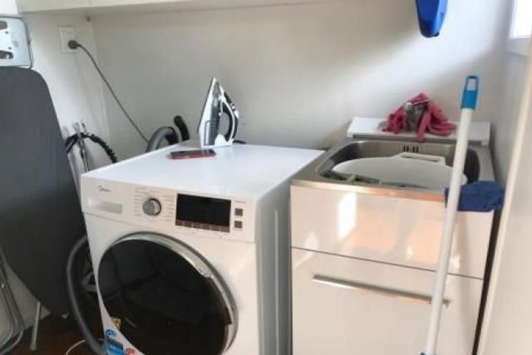 Photo of property in 15 Ware Place, Pakuranga Heights, Auckland, 2010