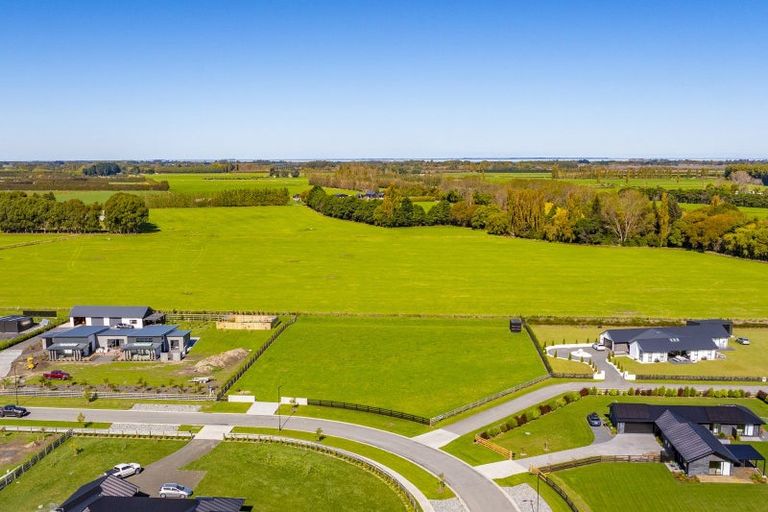 Photo of property in 198 Verdeco Boulevard, Lincoln, 7608