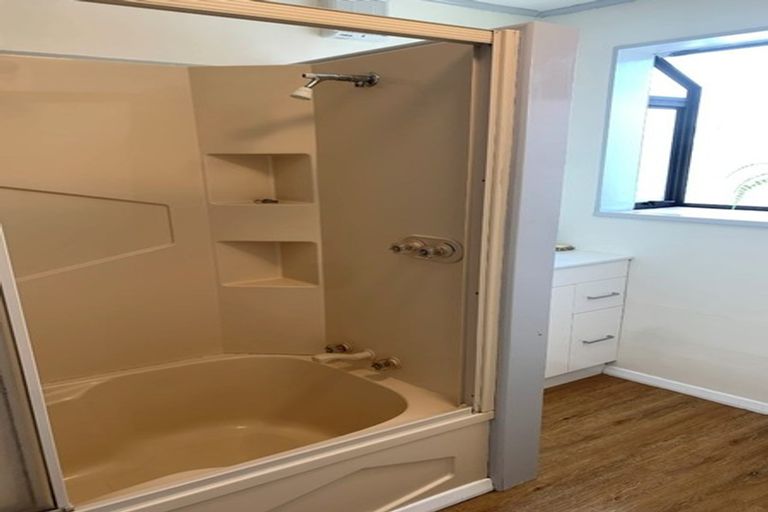 Photo of property in 29 Erris Street, Johnsonville, Wellington, 6037