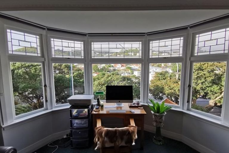 Photo of property in 62 The Parade, Island Bay, Wellington, 6023