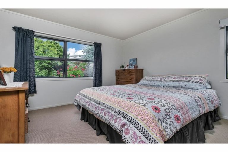 Photo of property in 11 Pineview Lane, Helensville, 0875