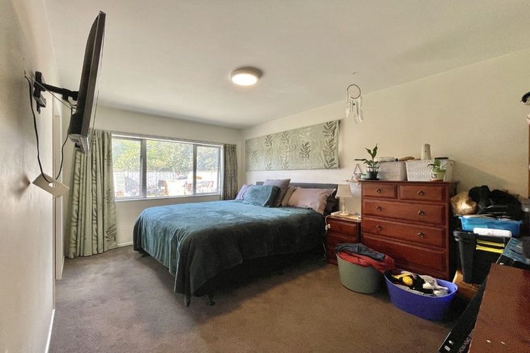 Photo of property in 250a Fergusson Drive, Heretaunga, Upper Hutt, 5018