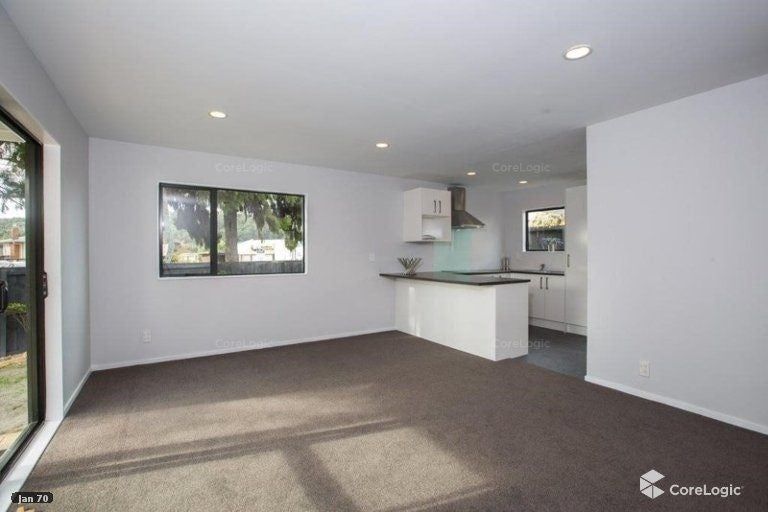 Photo of property in 368 West Coast Road, Glen Eden, Auckland, 0602