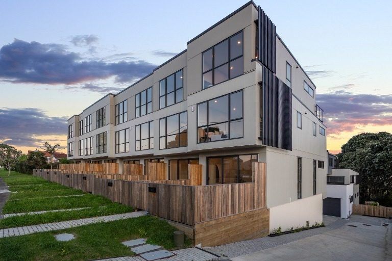 Photo of property in 13 Wai Court, Takapuna, Auckland, 0622