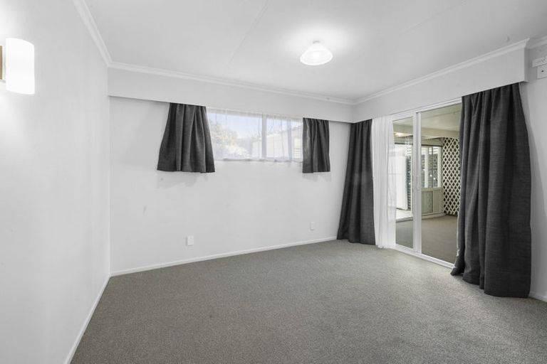 Photo of property in 41 Maratahu Street, Westown, New Plymouth, 4310