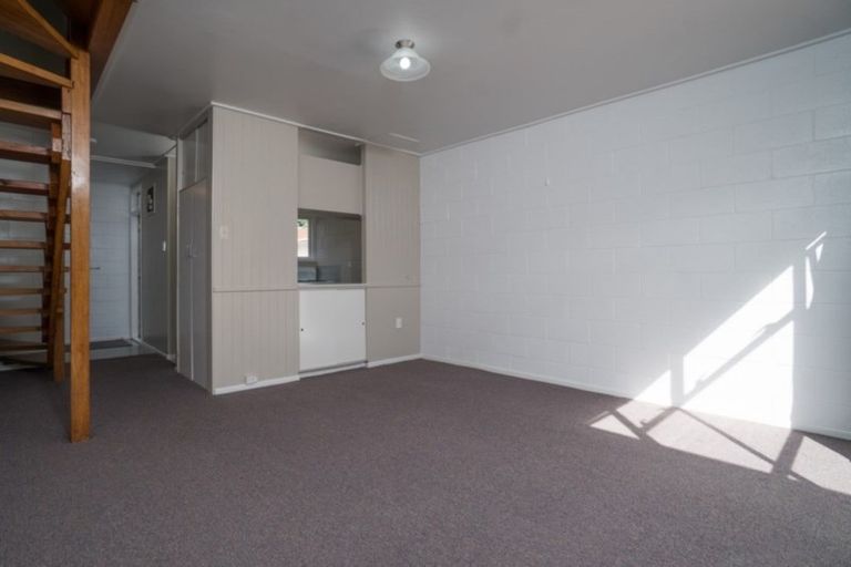 Photo of property in 267 Massey Road, Mangere East, Auckland, 2024