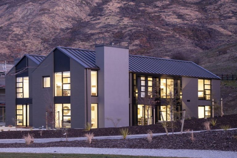 Photo of property in Kawarau Heights, 10 Alpine Avenue, 9304