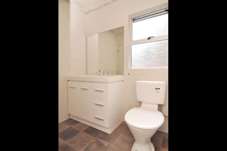 Photo of property in 17u5 May Street, Hamilton East, Hamilton, 3216