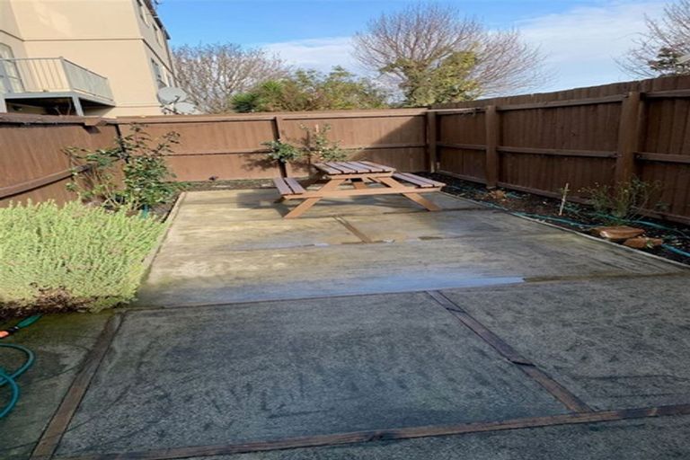 Photo of property in 3/246 Worcester Street, Christchurch Central, Christchurch, 8011