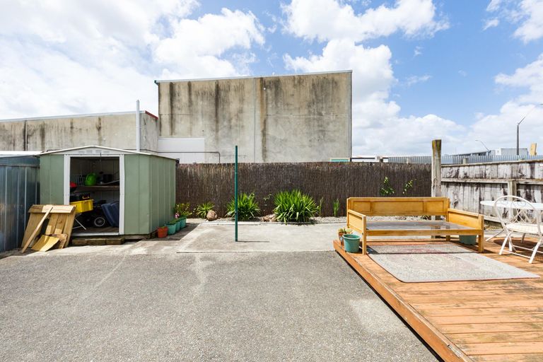 Photo of property in 11 Aspen Way, Kelvin Grove, Palmerston North, 4414
