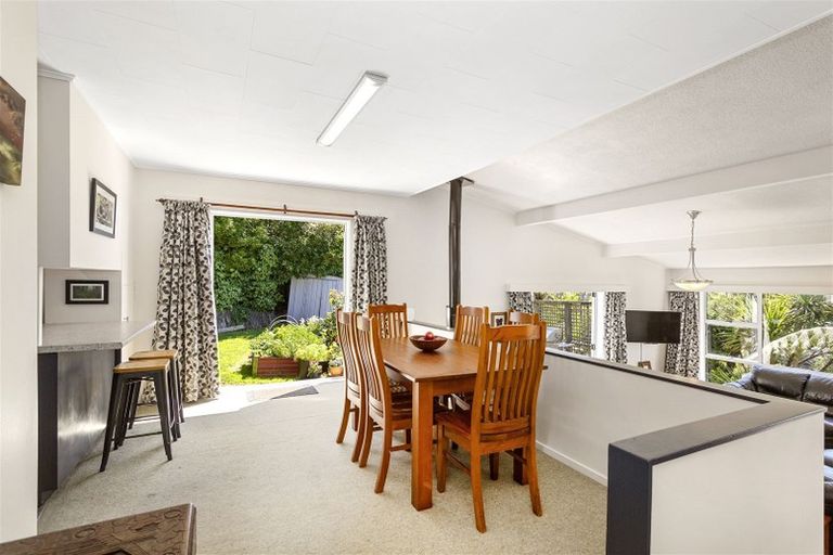 Photo of property in 14 Voltaire Street, Karori, Wellington, 6012
