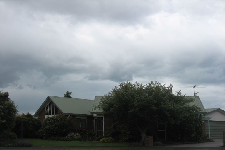 Photo of property in 17 Quantock Place, Burwood, Christchurch, 8083