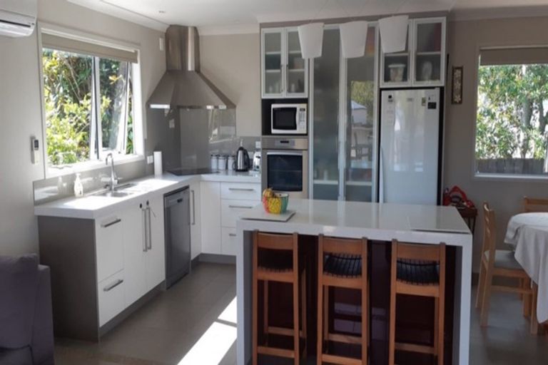 Photo of property in 211 Vista Paku, Pauanui, Hikuai, 3579