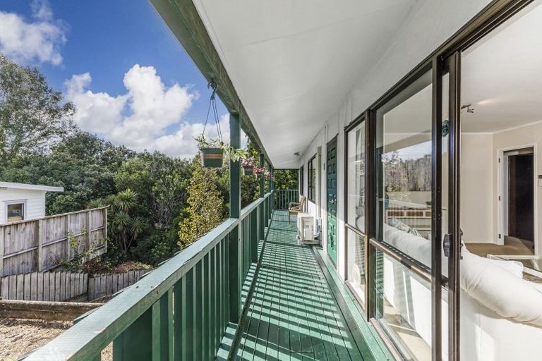 Photo of property in 2/130 Glamorgan Drive, Torbay, Auckland, 0630