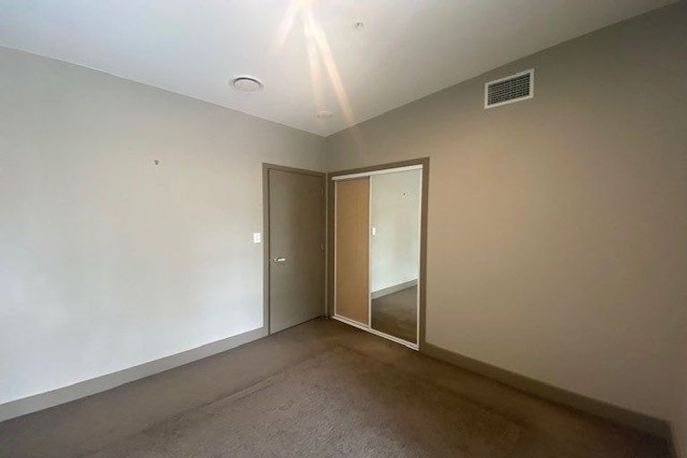 Photo of property in Canvas Apartments, 12/307 Willis Street, Te Aro, Wellington, 6011