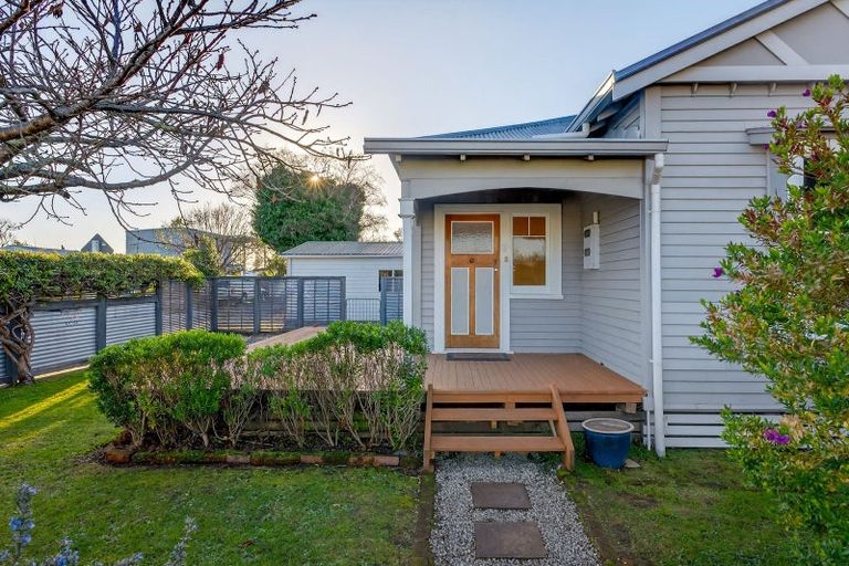 Photo of property in 60 Sheehan Street, Whataupoko, Gisborne, 4010