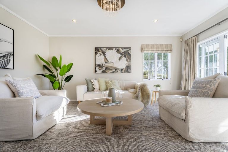 Photo of property in 12 Ronald Woolf Place, Churton Park, Wellington, 6037