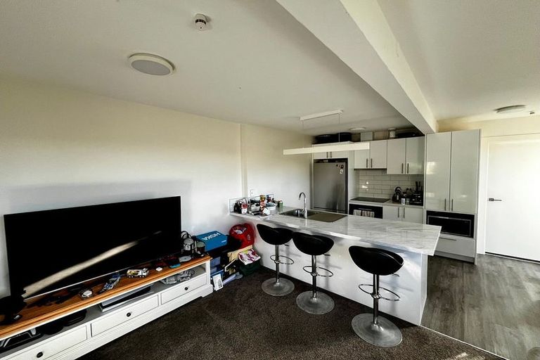Photo of property in 18 Lincoln Street, Brooklyn, Wellington, 6021