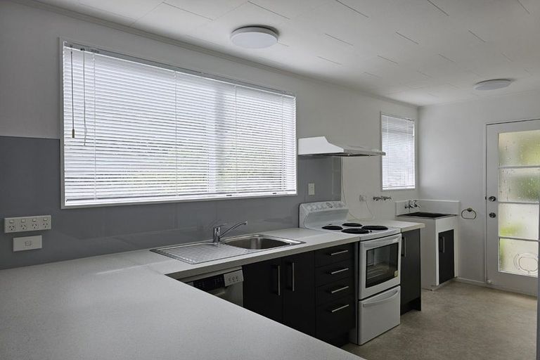 Photo of property in 196f2 Helston Road, Paparangi, Wellington, 6037
