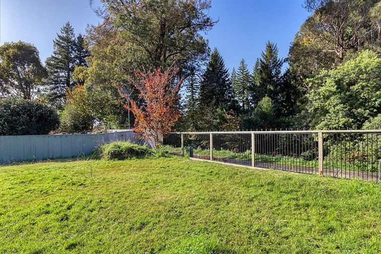 Photo of property in 19 Harold Crescent, Fordlands, Rotorua, 3015