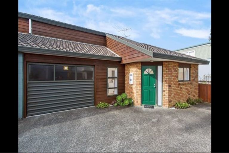 Photo of property in 4/26 Inverness Road, Browns Bay, Auckland, 0630