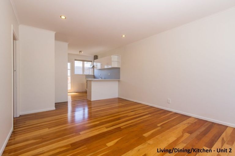 Photo of property in 11 Rewa Street, New Lynn, Auckland, 0600
