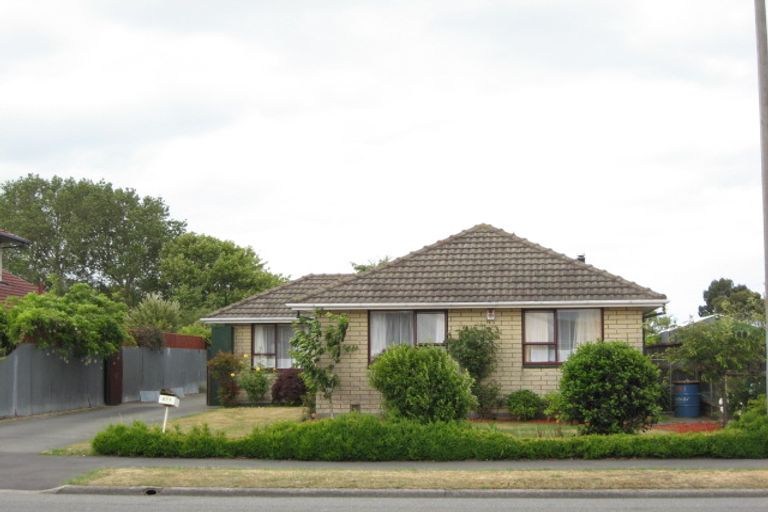 Photo of property in 471 Mairehau Road, Parklands, Christchurch, 8083