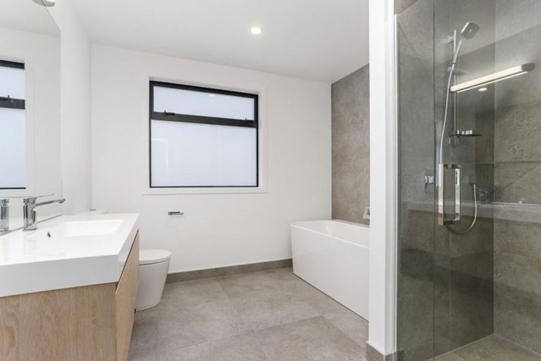 Photo of property in 66 Taikura Avenue, Red Beach, 0932