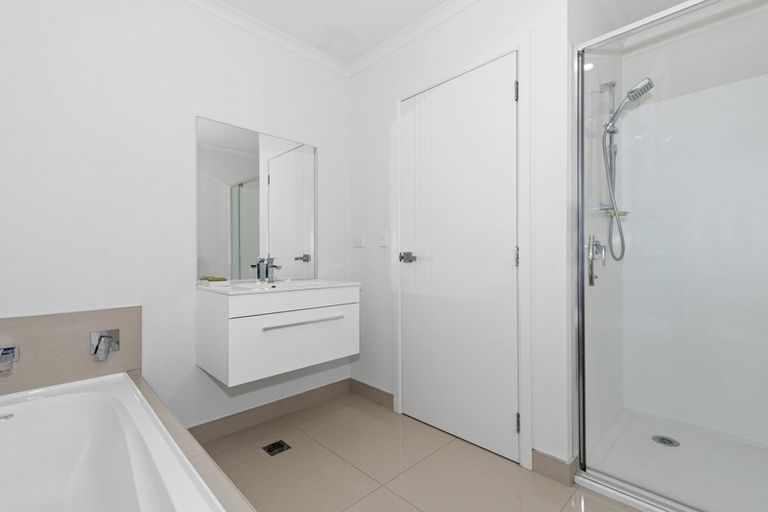 Photo of property in 72u2 Carrington Avenue, Silverdale, Hamilton, 3216